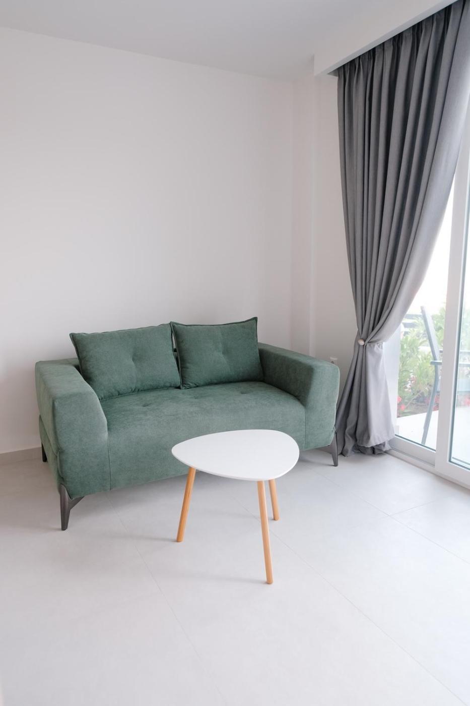 Aquarama Suites Nea Iraklitsa エクステリア 写真