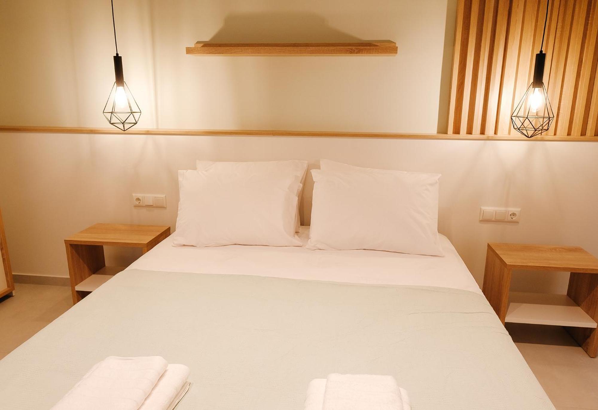 Aquarama Suites Nea Iraklitsa エクステリア 写真