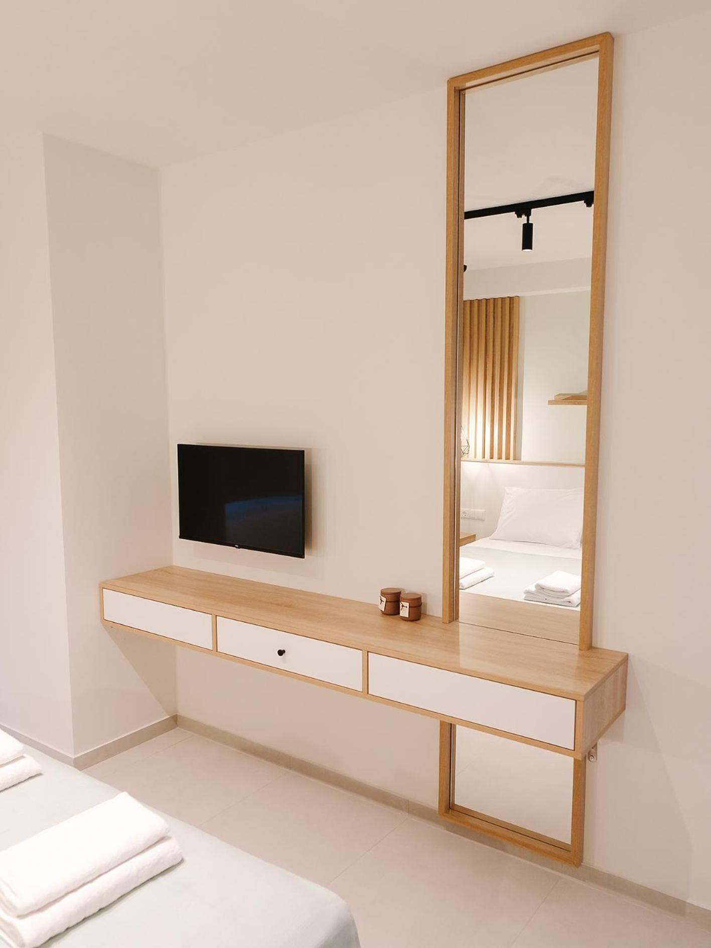 Aquarama Suites Nea Iraklitsa エクステリア 写真