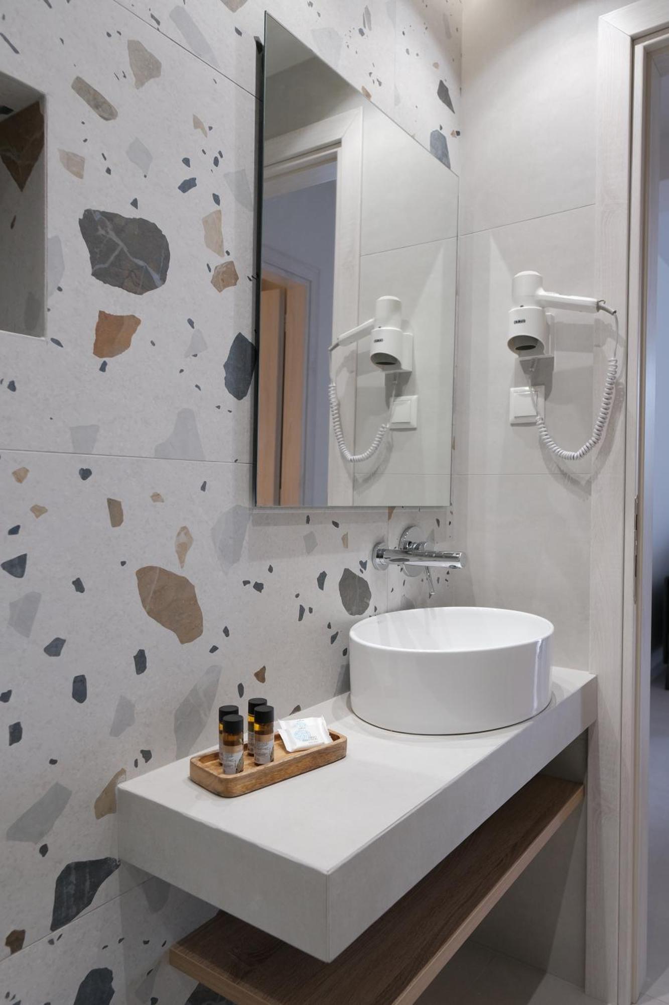 Aquarama Suites Nea Iraklitsa エクステリア 写真